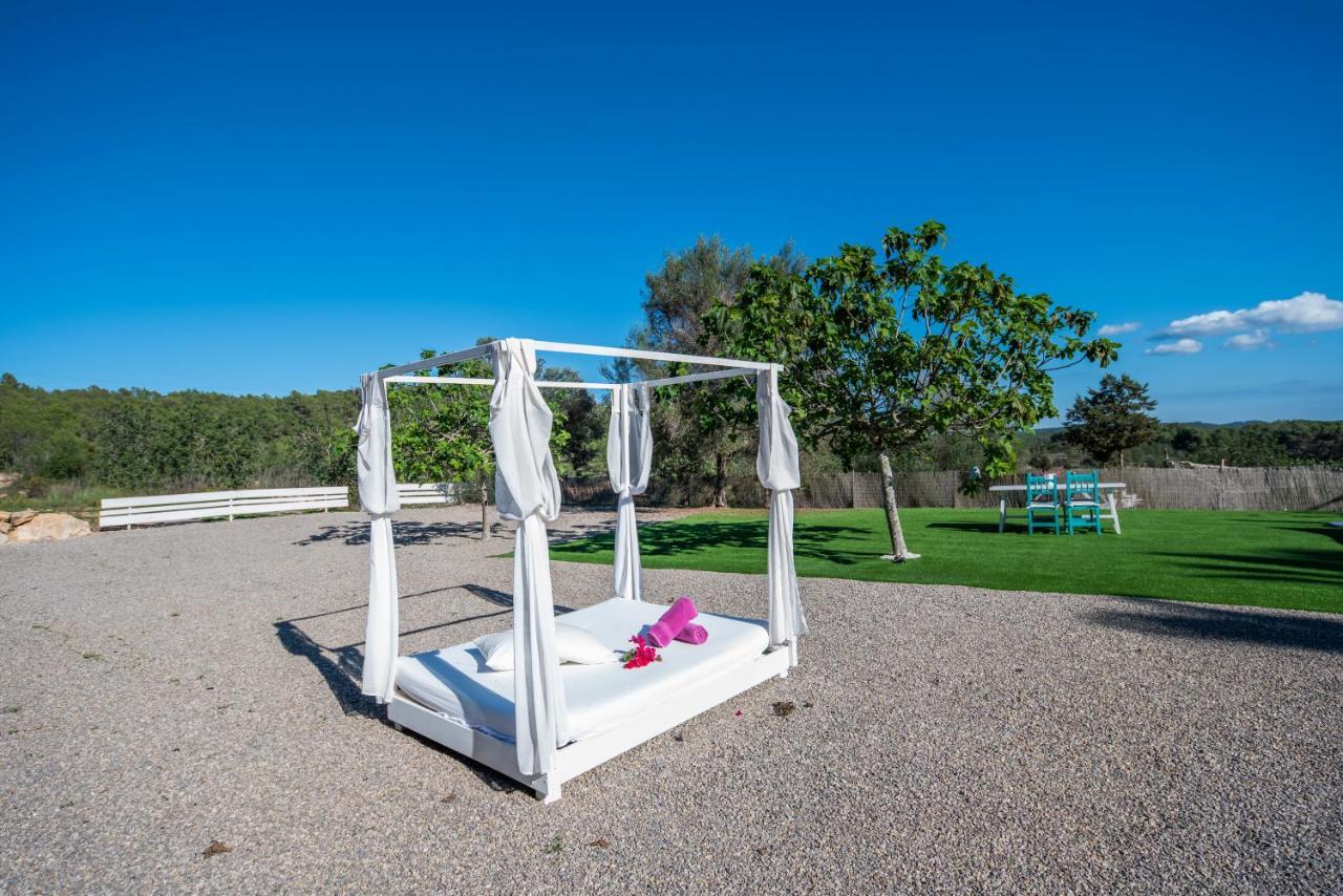 Agroturismo Can Cosmi Prats Santa Gertrudis  Bagian luar foto