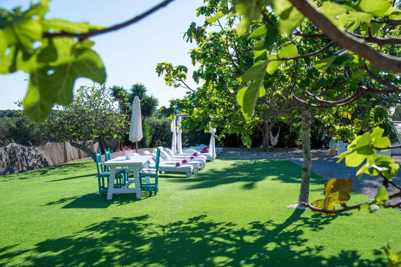 Agroturismo Can Cosmi Prats Santa Gertrudis  Bagian luar foto