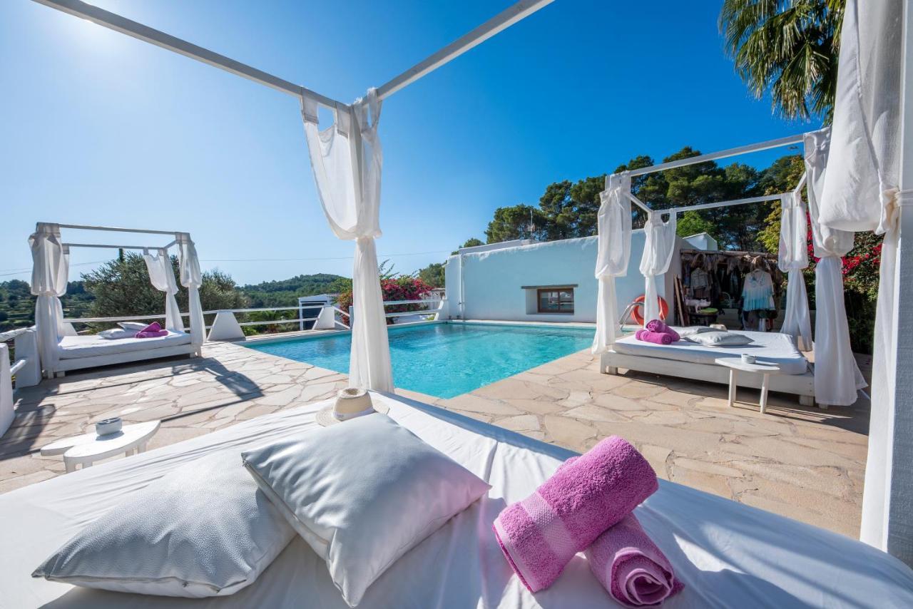 Agroturismo Can Cosmi Prats Santa Gertrudis  Bagian luar foto